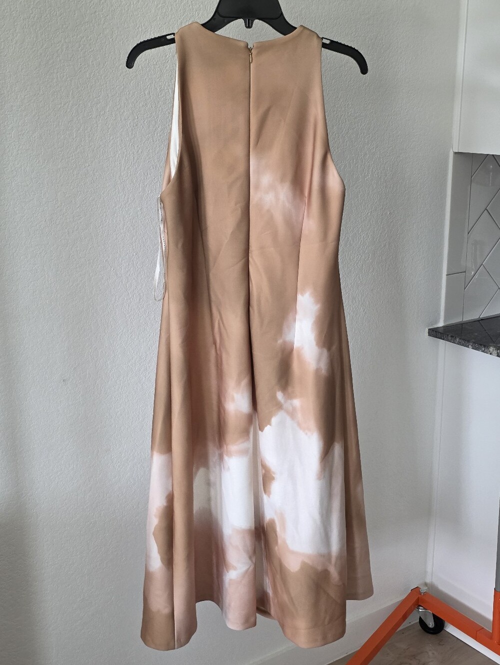 NWT Donna Karan New York Tie Dye Midi Dress Size 12 Tan White Minimalist $149 - Picture 8 of 9